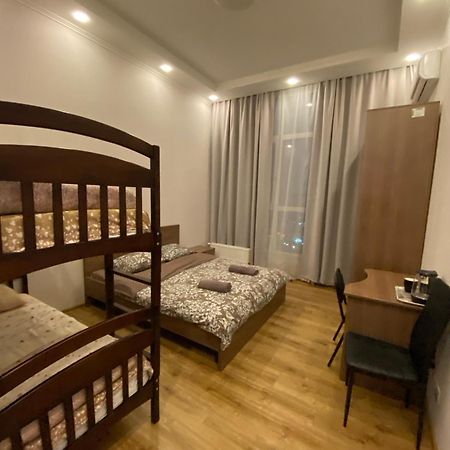 Hotel Sweet2Sleep à Kiev Extérieur photo